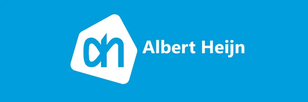 Logo van Albert Heijn met blauwe vijfhoek en witte ‘ah’-letters, symbool voor een vertrouwde supermarktketen.